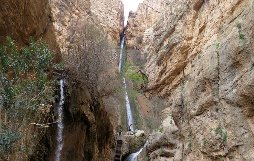 آبشار-دامجی-قیه