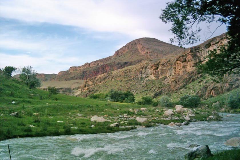 آبشار-قلعه-جوق-–-روستای-قلعه-جوق-–-ماکو