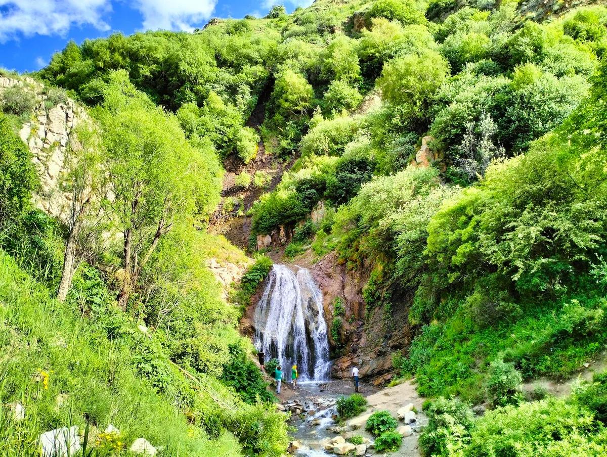 آبشار-و-دره-ماهاران-–-منطقه-ماهاران-جلفا