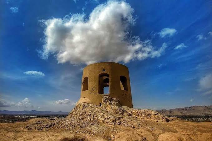 آتشگاه-اصفهان-–-منطقه-ماربین-–-اصفهان