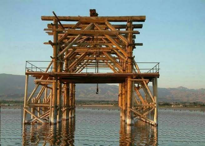 اسکله-تال-شرفخانه-–-شبستر