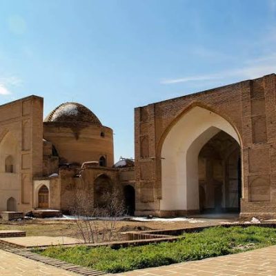 امامزاده-قطب_الدین-حیدریان-–-ترکمانچای