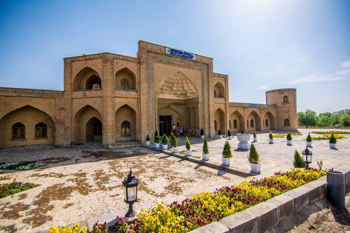 بقایای-کاروانسرای-آیراندیبی-1