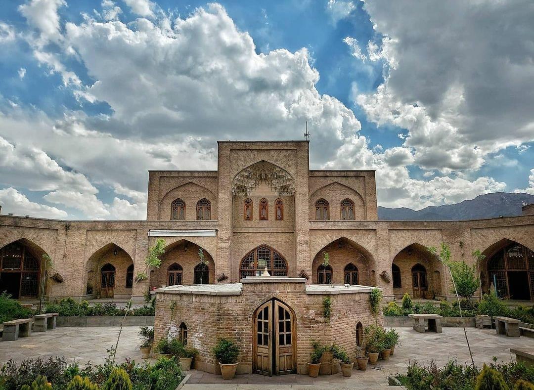 بقایای-کاروانسرای-آیراندیبی-مرند