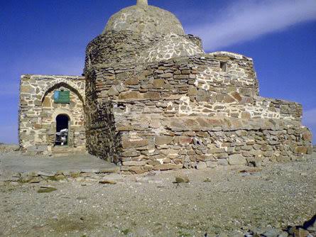 بقعه-ایوب-انصار-–-روستای-دورباش-–-تکاب