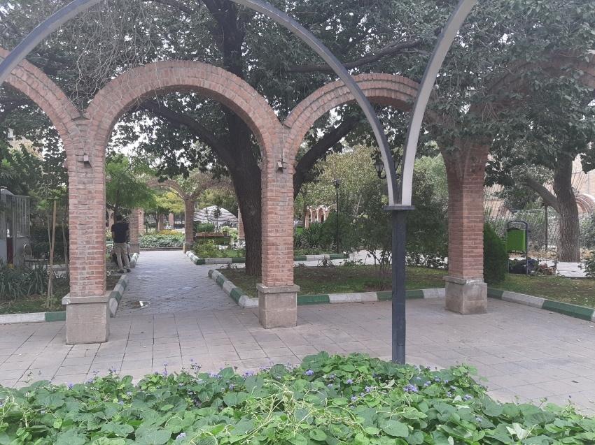 بوستان-خاقانی-—-تبریز