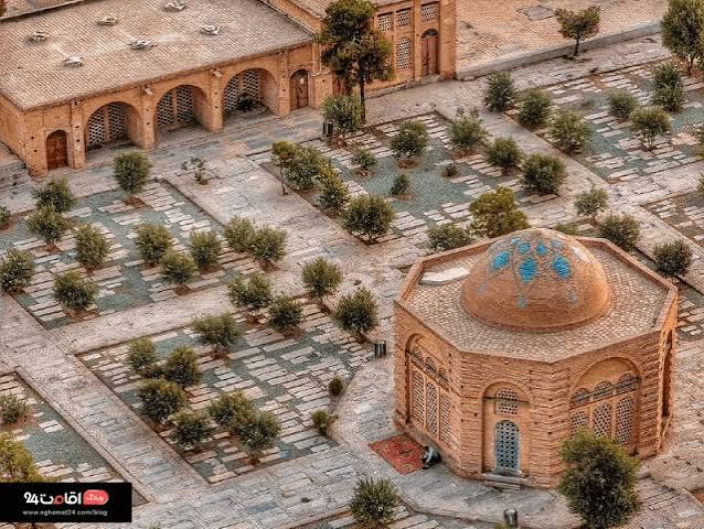 تخت-فولاد-–-اصفهان