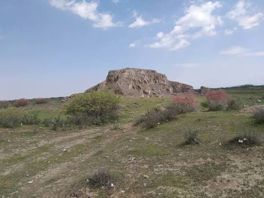 تپه-باستانی-داش-تپه-–-روستای-داش-تپه-–-میاندوآب
