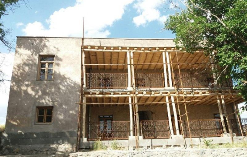 خانه-و-روستای-تاریخی-خشکناب-—-بستان‌آباد