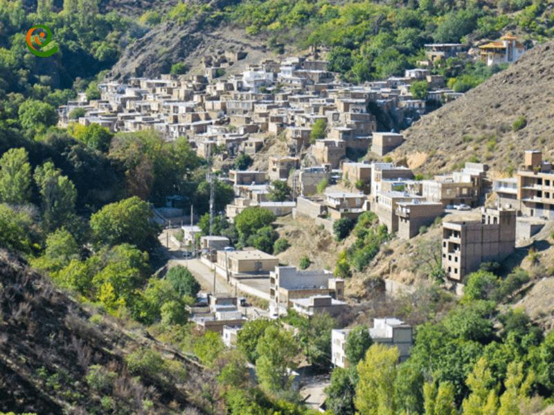 روستای-تاریخی-و-پلکانی-اشتبین-جلفا