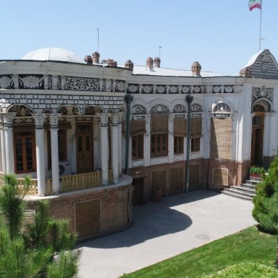 ساختمان-قدیمی-فرمانداری-و-شهرداری-–-خوی