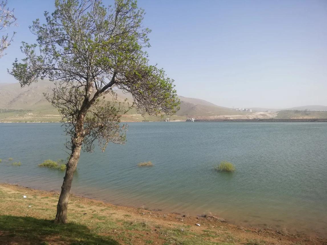 سد-و-دریاچه-ینگجه-آذرشهر-2