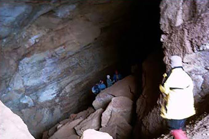 غار-اسکندر-سعیدآباد-—-بستان_آباد