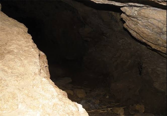 غار-هفت_خانه-یدی_دام-–-روستای-گرمخانه-–-خلخال