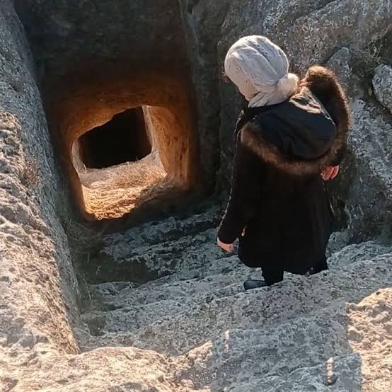 مجاری-صخره-ای-چهل-پله-–-میاندوآب