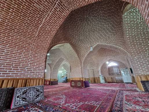 مسجد-تاریخی-دباغخانه-اهر