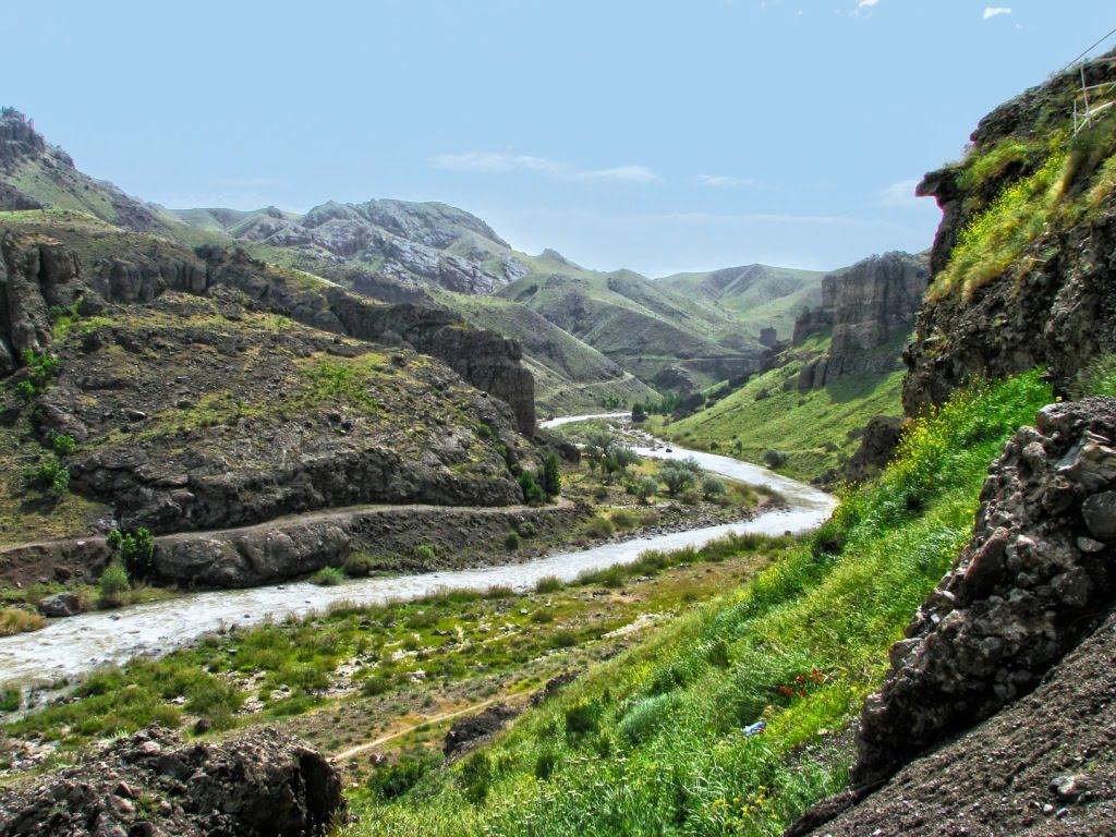 منطقه-باستانی-کاغذکنان-–-آقکند-–-میانه