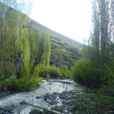 منطقه-گردشگری-قیرمیزی-گول-1