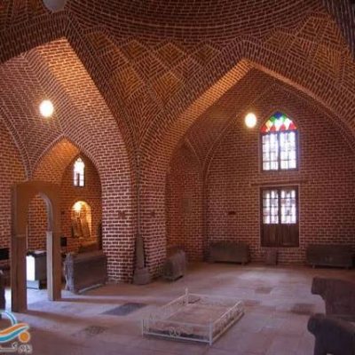 موزه-سنگ-نگاره-ها-و-مقبره-آقالار-–-مراغه