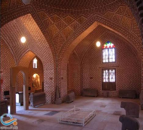 موزه-سنگ-نگاره-ها-و-مقبره-آقالار-–-مراغه