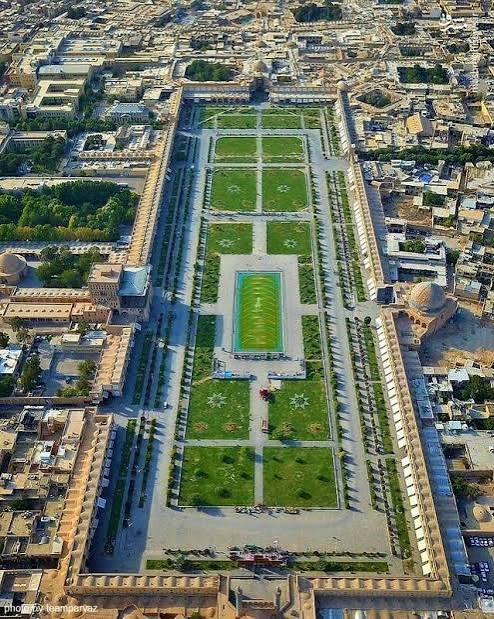 میدان-نقش-جهان-–-اصفهان