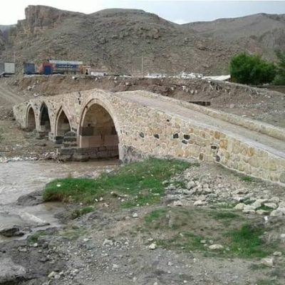پل-بشگوز-–-ماکو