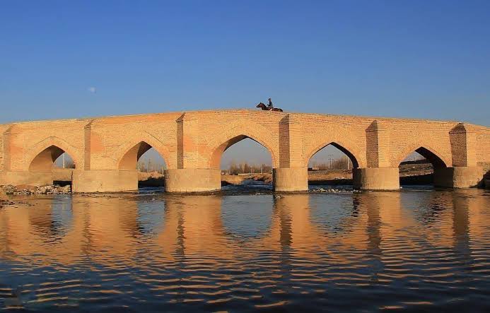 پل-تاریخی-پنج_چشمه-بش_گوزلی-کورپو-—-بناب