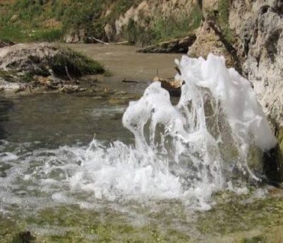 چشمه-آب-معدنی-کوه-زنبیل-–-ارومیه