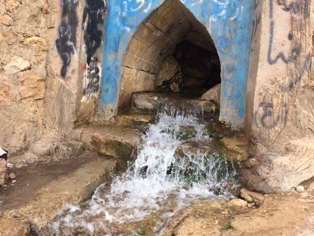 چشمه-و-آبشار-پیرسقا-–-روستای-پیرسقا-–-چاراویماق