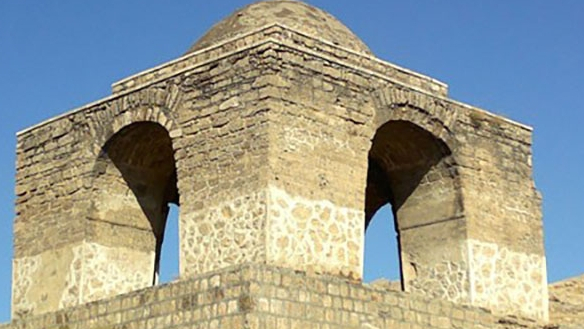 چهارطاقی-ساسانی-آغمیون-–-روستای-آغمیون-–-سراب