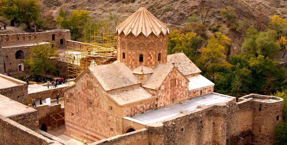کلیسای-سنت-استپانوس-جلفا