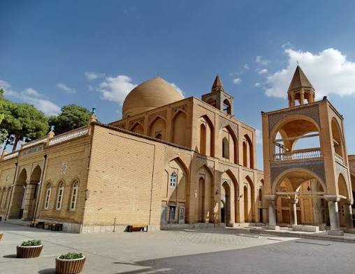 کلیسای-وانک-–-محله-جلفا-–-اصفهان