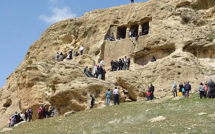 گوردخمه-فقره-قا-–-روستای-اگریقاش-–-مهاباد