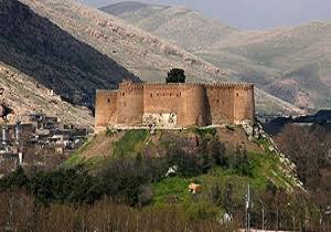 1قلعه-تاریخی-قمچقای-–-بیجار