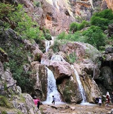آبشار-تنگسا-–-شهرستان-ممسنی