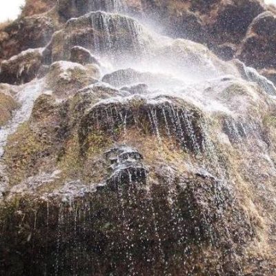 آبشار-رحمت‌آباد-–-روستای-رحمت‌آباد-–-شهرستان-جویم