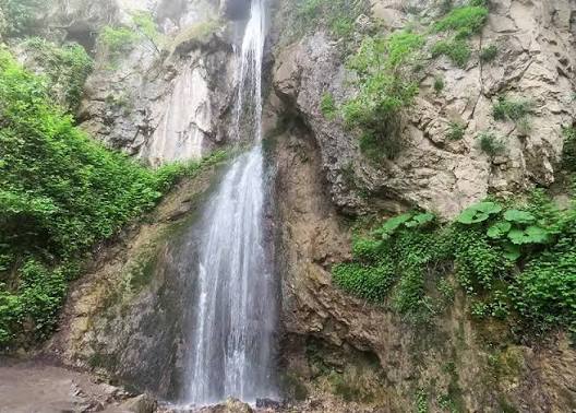 آبشار-زیارت-–-روستای-زیارت-–-شهرستان-گرگان