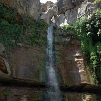 آبشار-ماربره-–-دره‌شهر