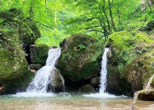 آبشار-چلندر-–-روستای-چلندر-–-نوشهر
