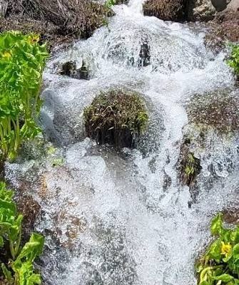 آبشارهای-کوهستانی-چهل-چشمه-–-دیواندره