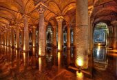آب‌انبار-باسیلیکا-—-Yerebatan-Sarnici-—-Basilica-Cistern