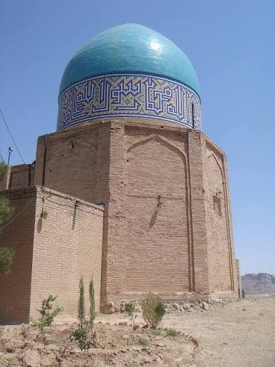 آرامگاه-سید-حسن-واقف-–-نطنز