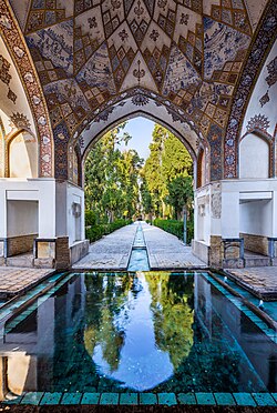 باغ-تاریخی-فین-–-کاشان