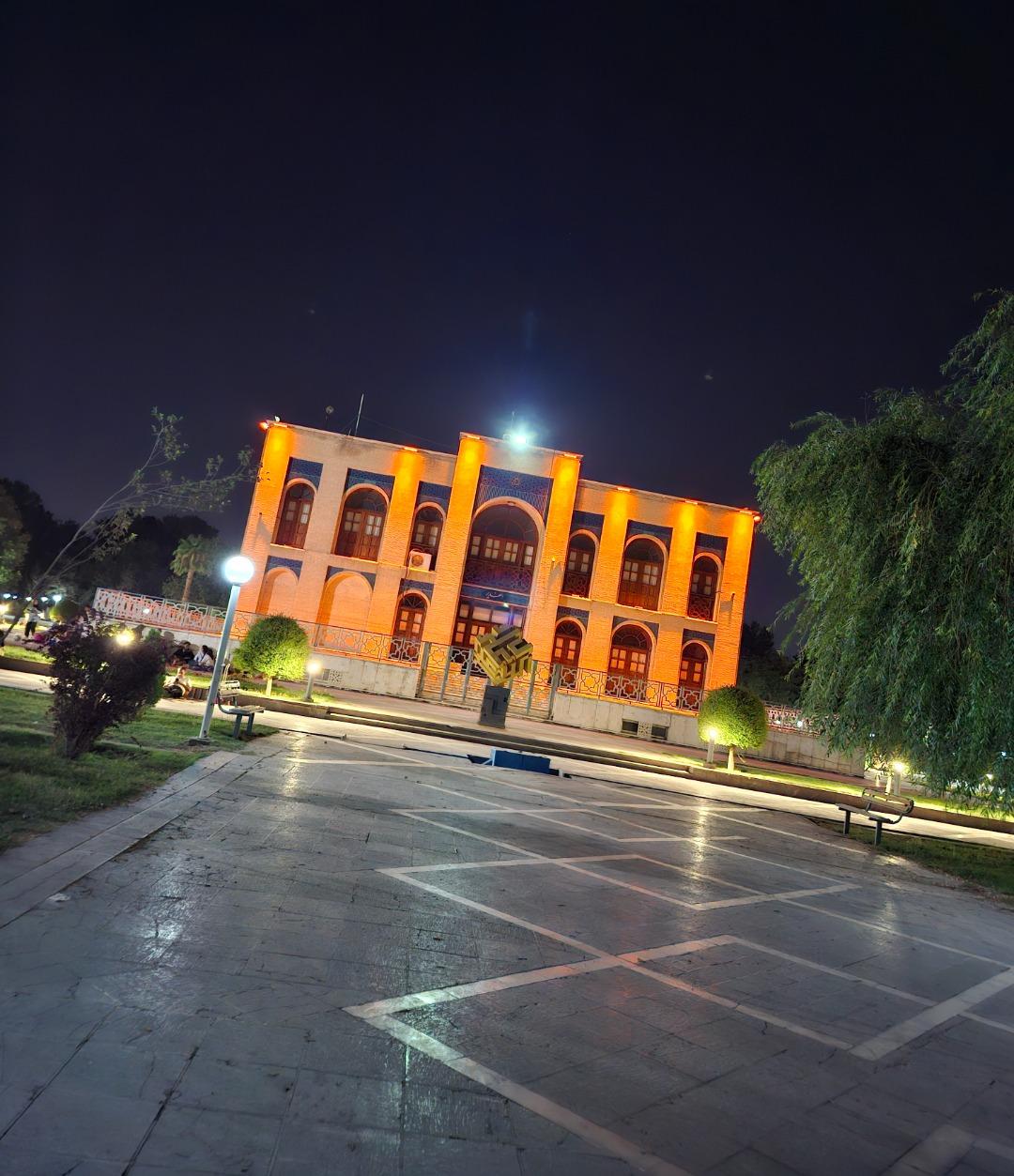 باغ-غدیر-–-اصفهان