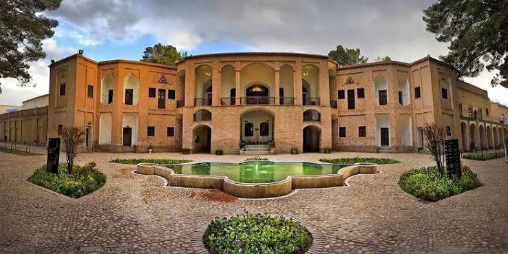 باغ-و-عمارت-اکبریه-–-بیرجند