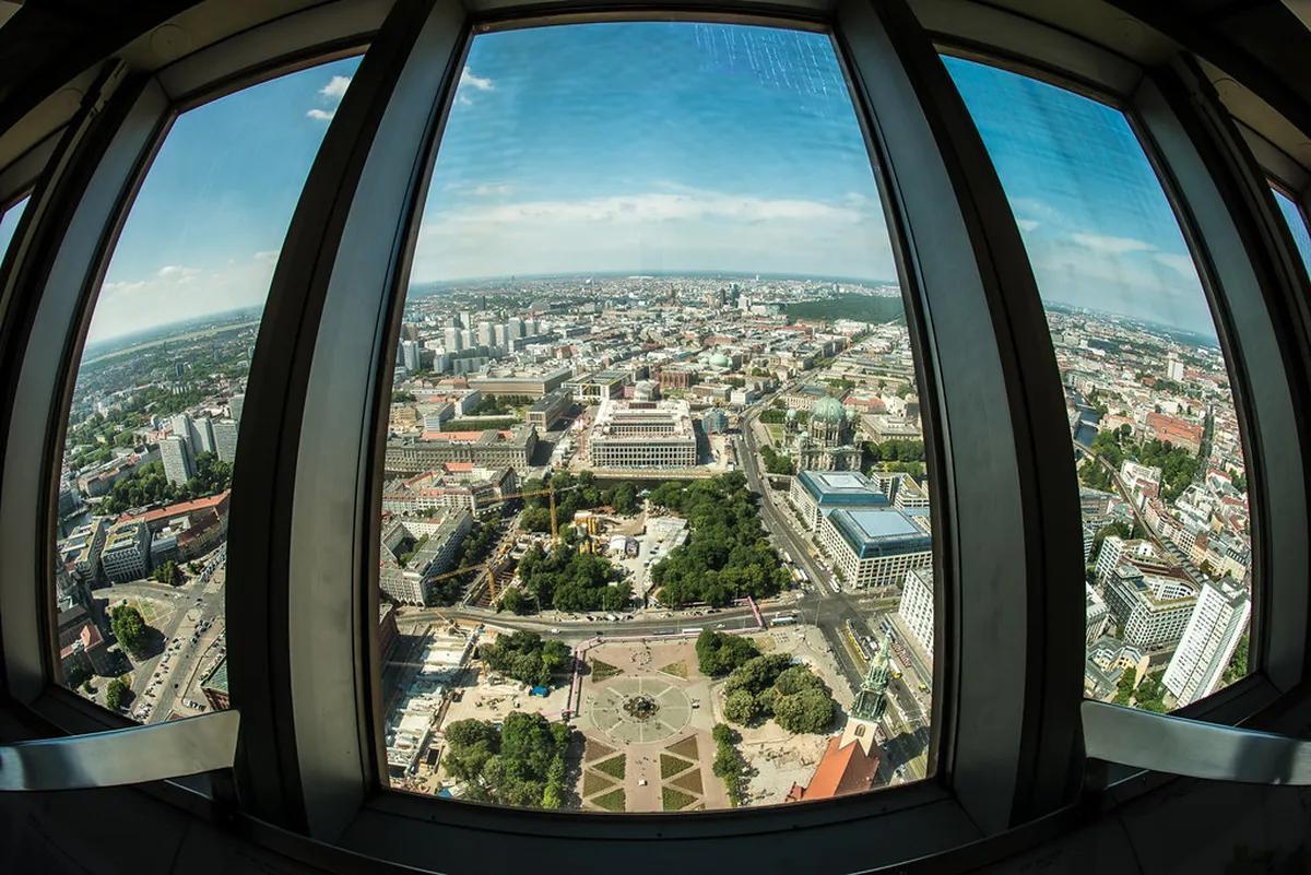 برج-تلویزیونی-برلین-—-Berliner-Fernsehturm-—-Berlin-TV-Tower-1