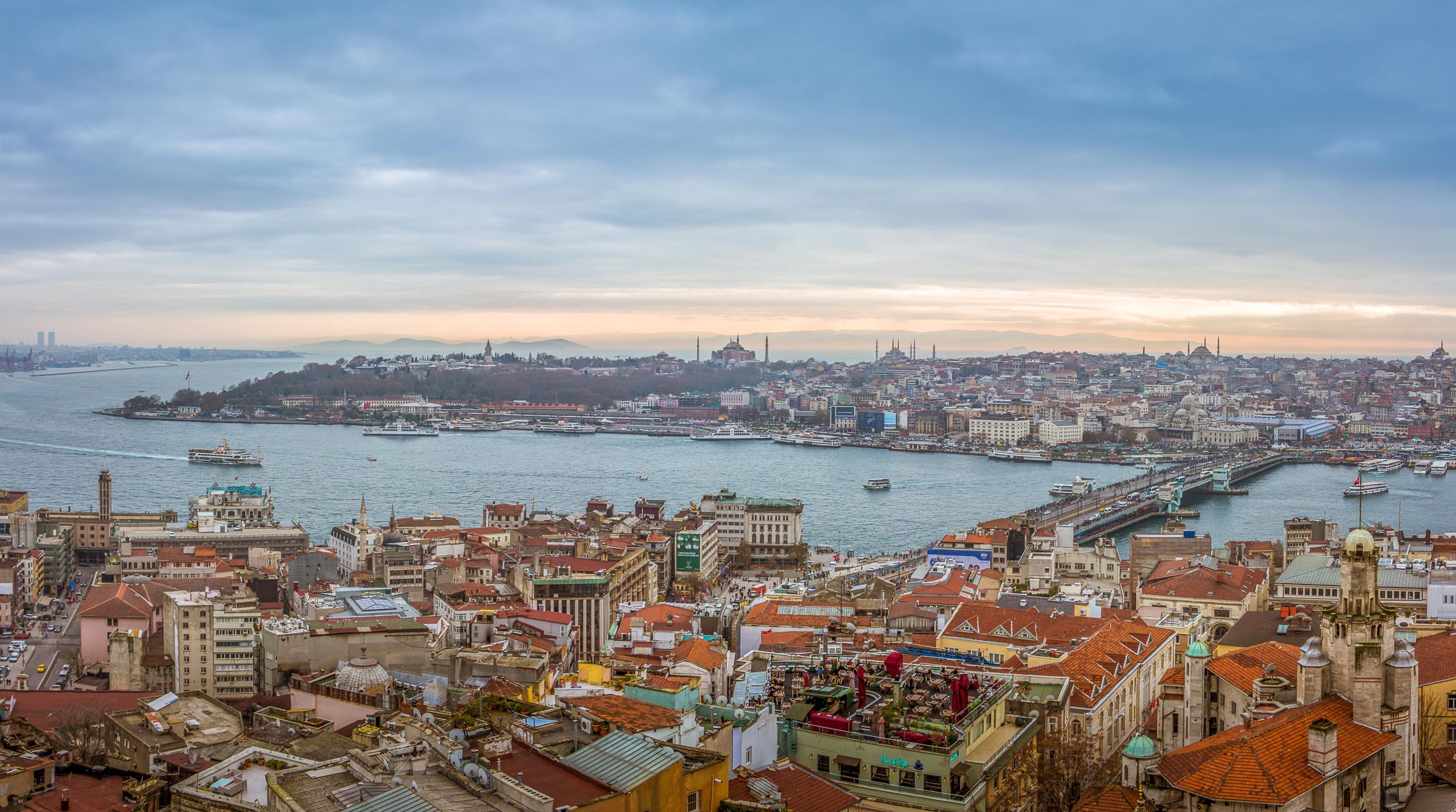 برج-گالاتا-–-گالاتا-کولسی-–-Galata-Kulesi-–-Galata-Tower-–-بی‌اوغلو،-استانبول،-ترکیه-4