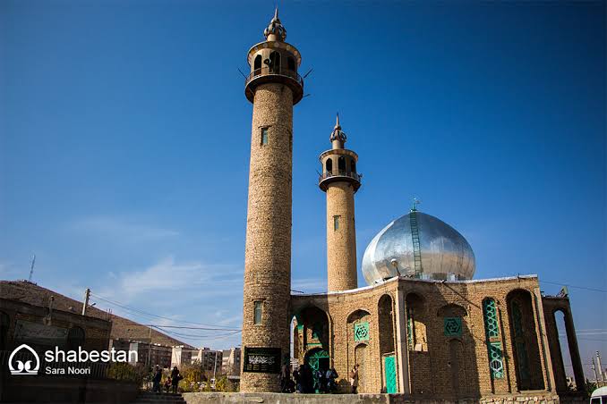 بقعه-امامزاده-سید-جلال-الدین-باباگرگر-–-روستای-باباگرگر-–-قروه