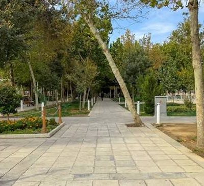 بوستان-آیینه‌خانه-–-اصفهان