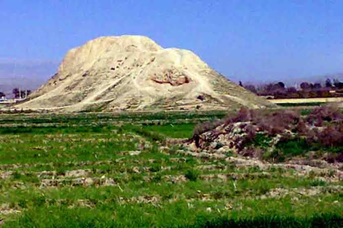تل-ضحاک-–-فسا